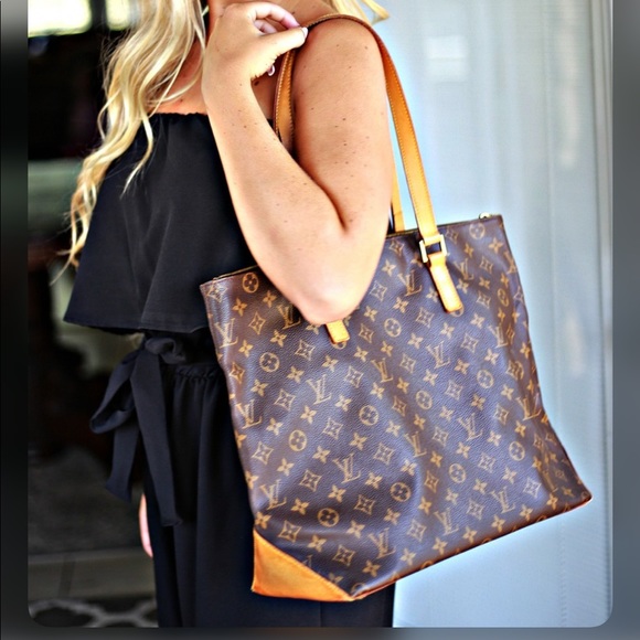 Louis Vuitton Handbags - 🌺 LIKE NEW 🌺 Cabas Mezzo